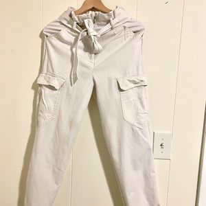 Brand: H&M: Size: 34; Color: White